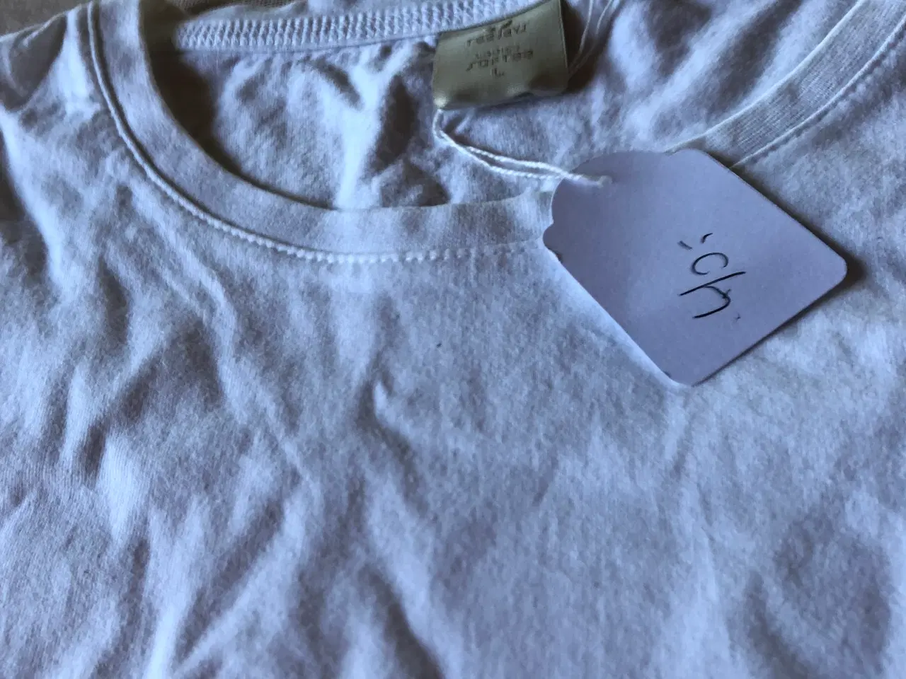 Billede 1 - T shirt. Fra tee Jay 