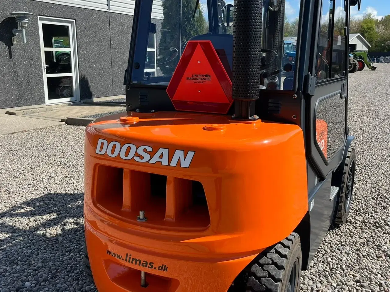 Billede 18 - Doosan D30 G med kabine og KUN 57 TIMER FRA NY, MED TIME GARENTI