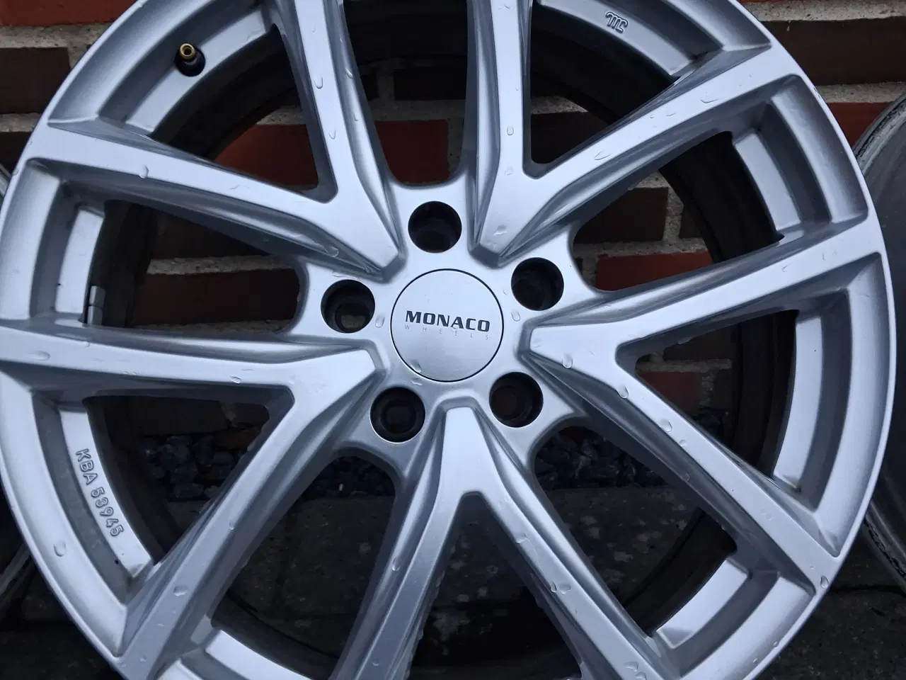 Billede 1 - Alufælge, 7,5 x 18 " til Skoda og VW - 5 x 112 mm