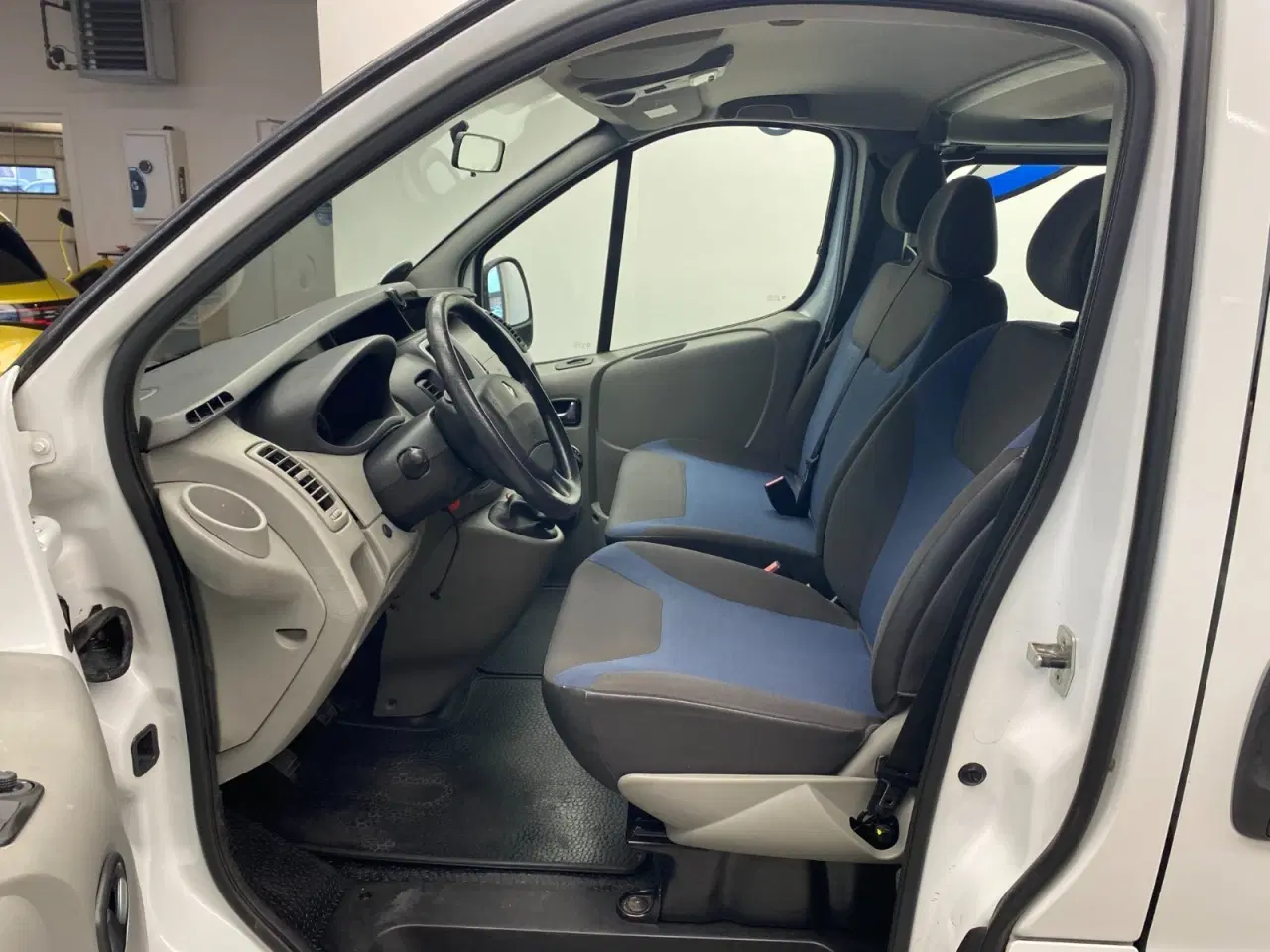 Billede 10 - Renault Trafic T27 2,0 dCi 115 L1H1 Kombi