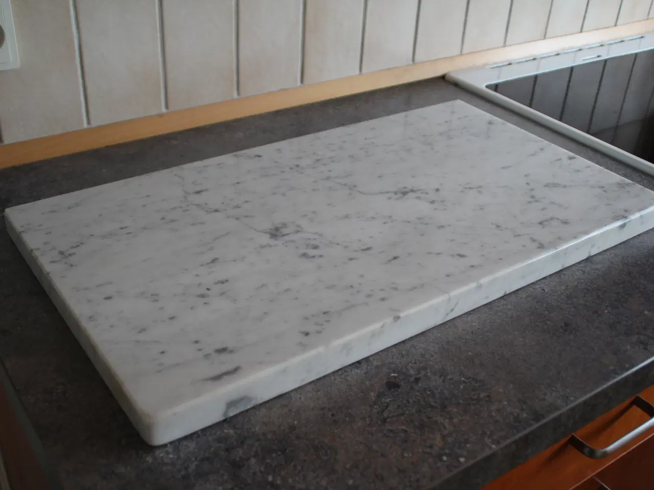 Billede 1 - Flot lys marmorplade
