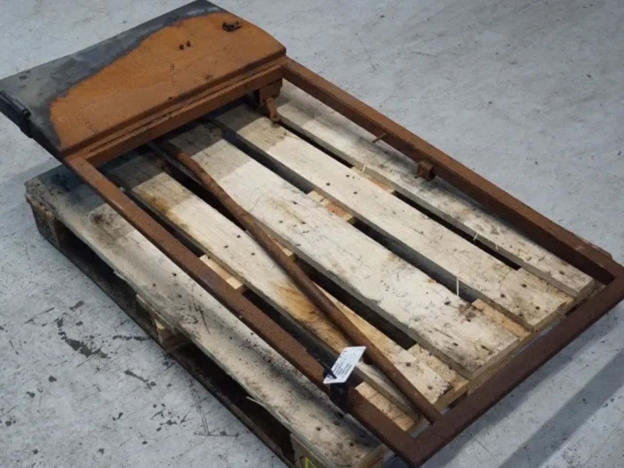 Billede 4 - Case 621D Dør 196714A5