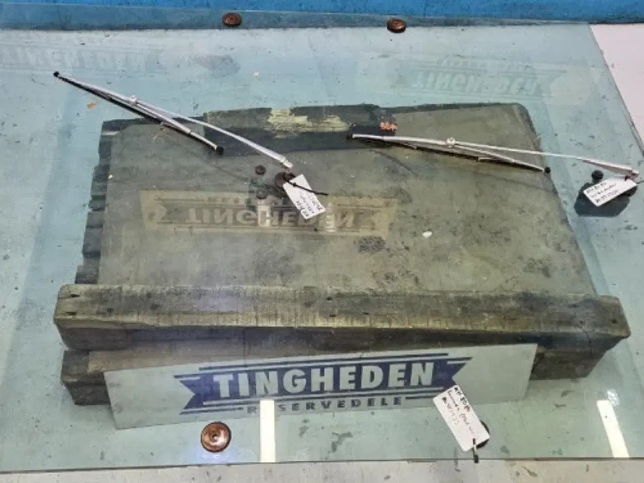 Billede 11 - New Holland 8080 Forrude 80411933