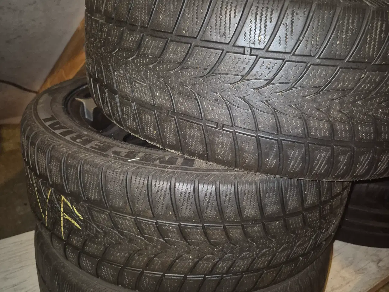 Billede 3 - 225/ 45-17 Vinter Honda