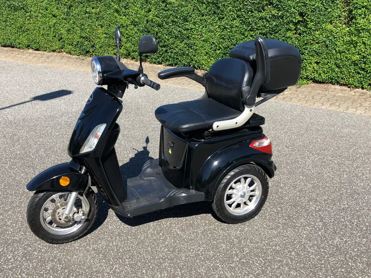 Billede 1 - El scooter VGA TRES