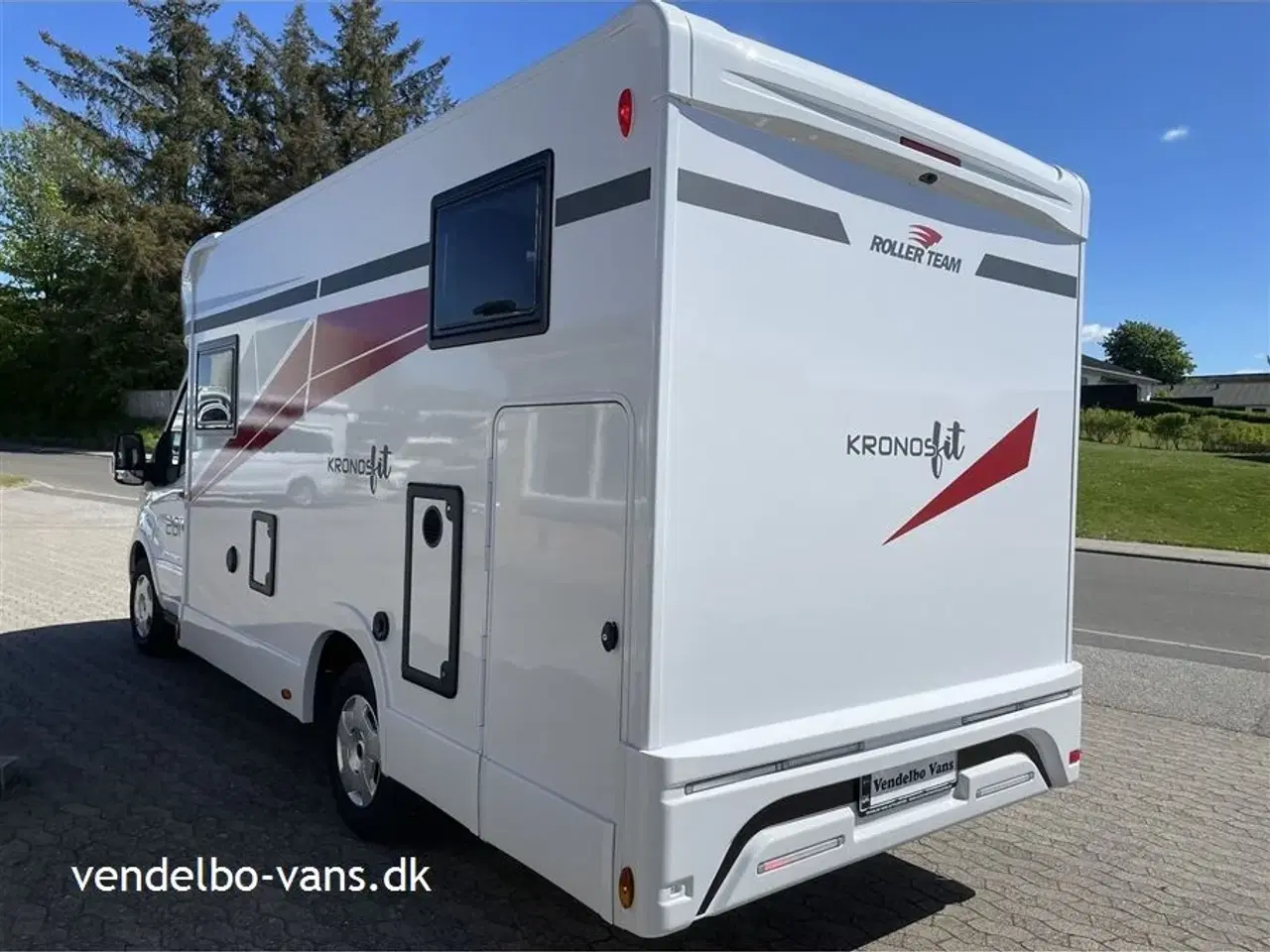 Billede 2 - 2025 - Rollerteam Kronos 281 TL FIT Enkeltsenge og stor garage - kun 6,69 M lang - kun 2,15 M bred - kun 2,85 M høj