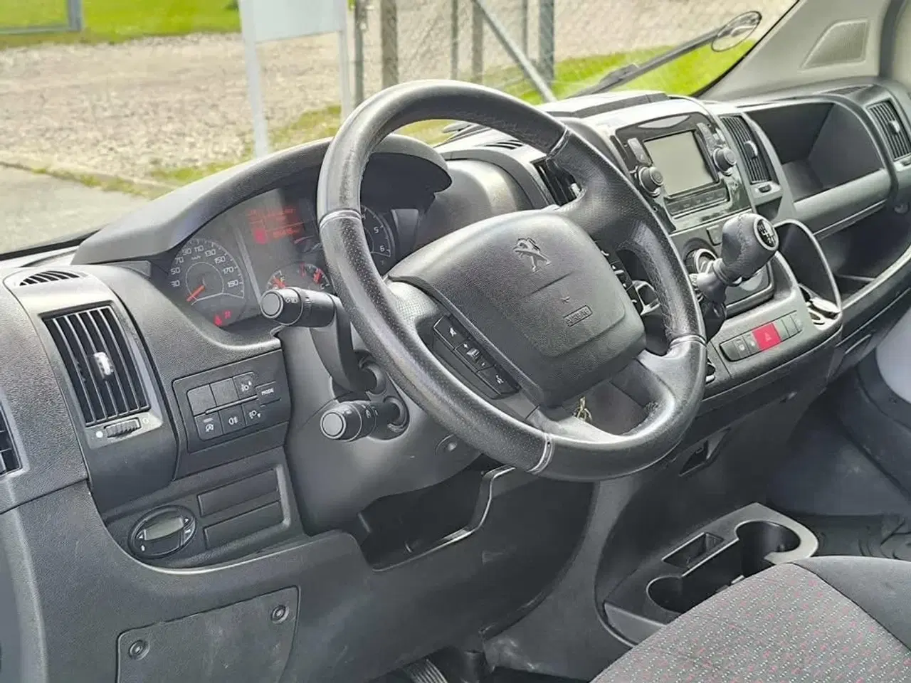 Billede 5 - Peugeot Boxer 435 2,2 BlueHDi 165 L4H3 Premium