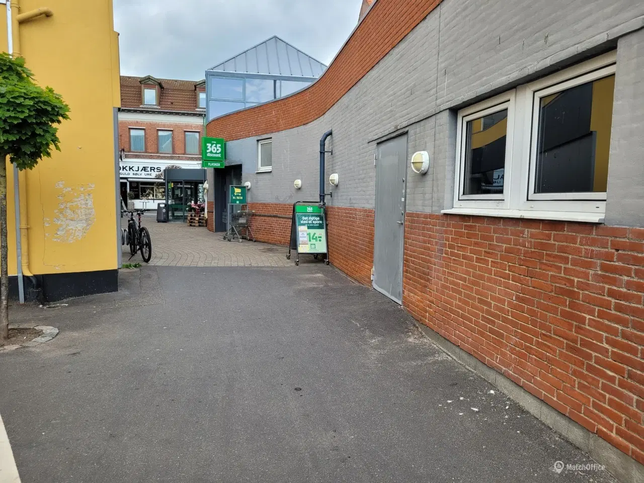 Billede 17 - Forretningsejendom - centralt i Nykøbing M