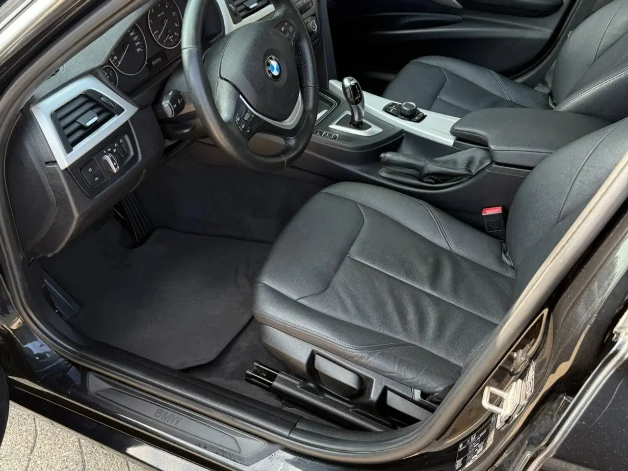 Billede 6 - BMW 320d 2,0 Touring aut.
