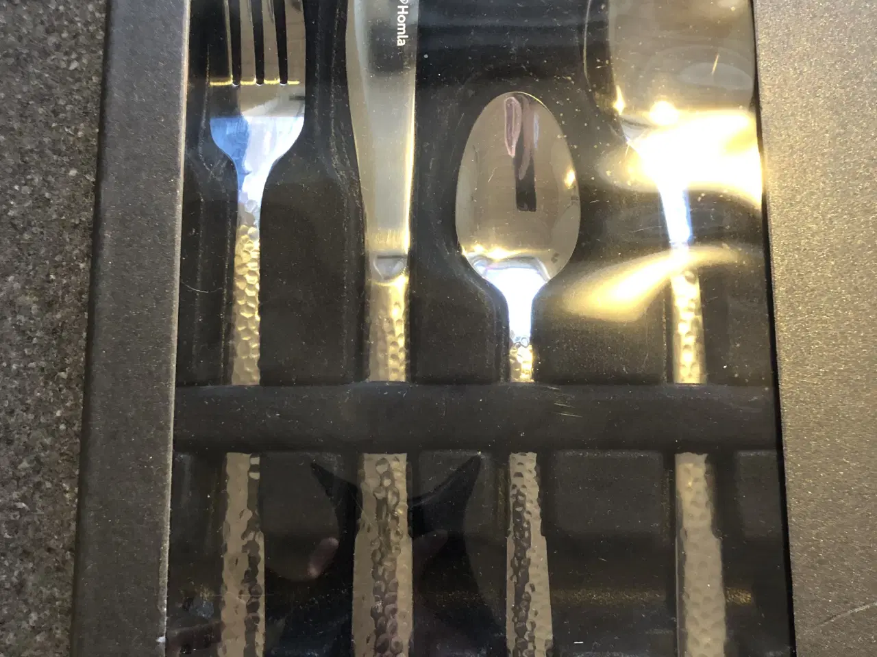 Billede 2 - Bestik 24 dele Martello