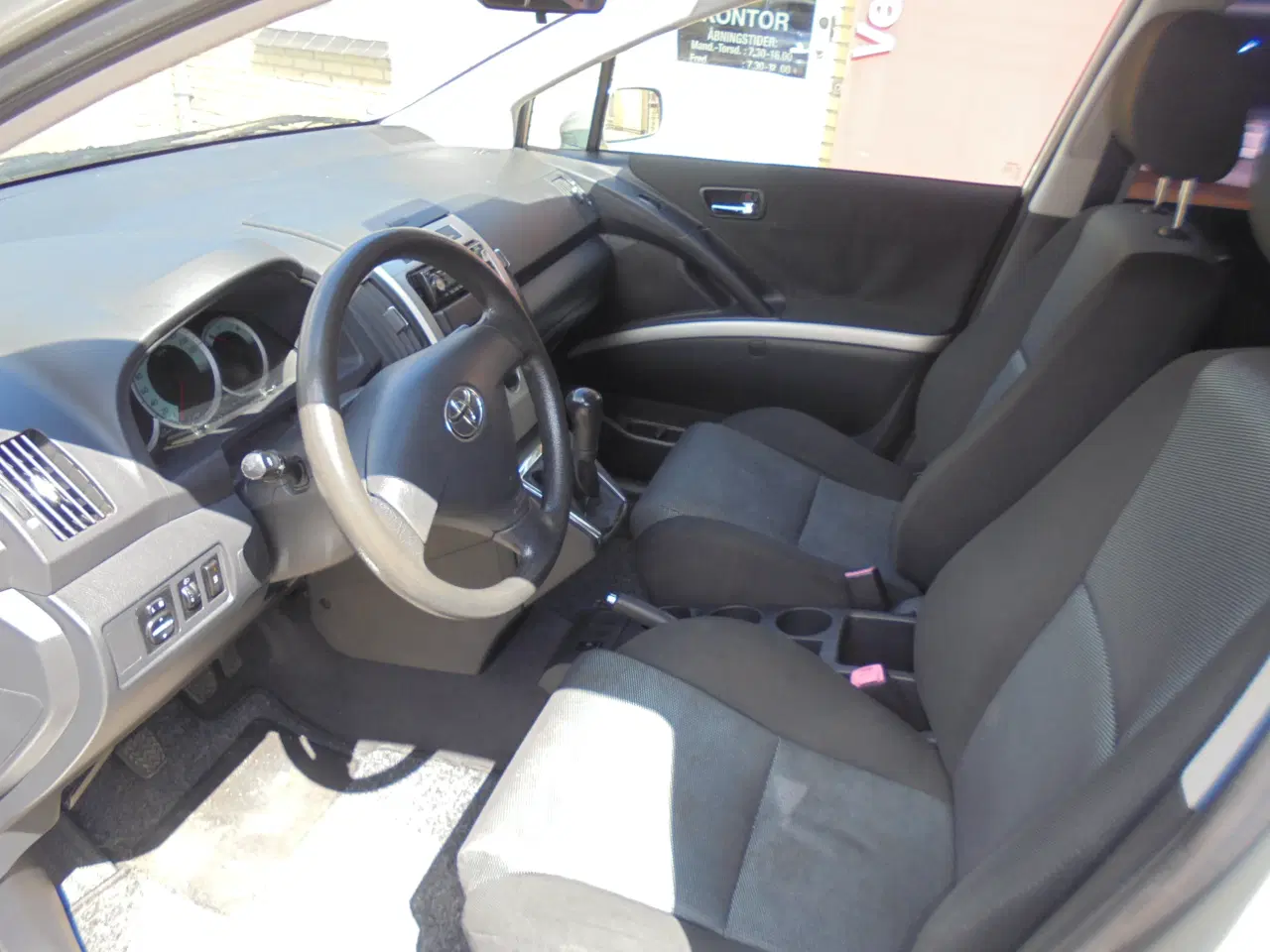 Billede 6 - Toyota sportsvan 2,0D