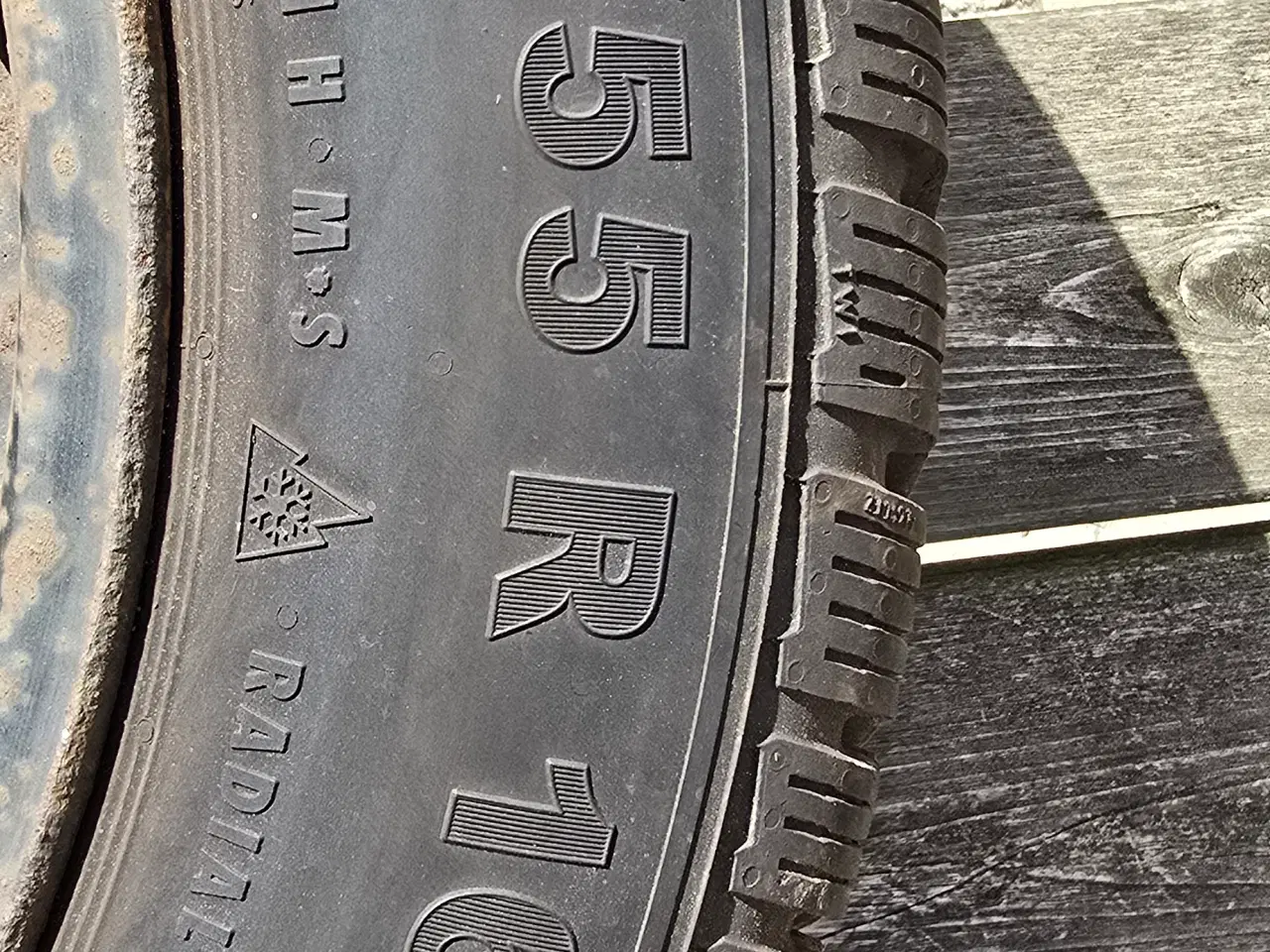 Billede 1 - Vinterdæk 215/65/R16