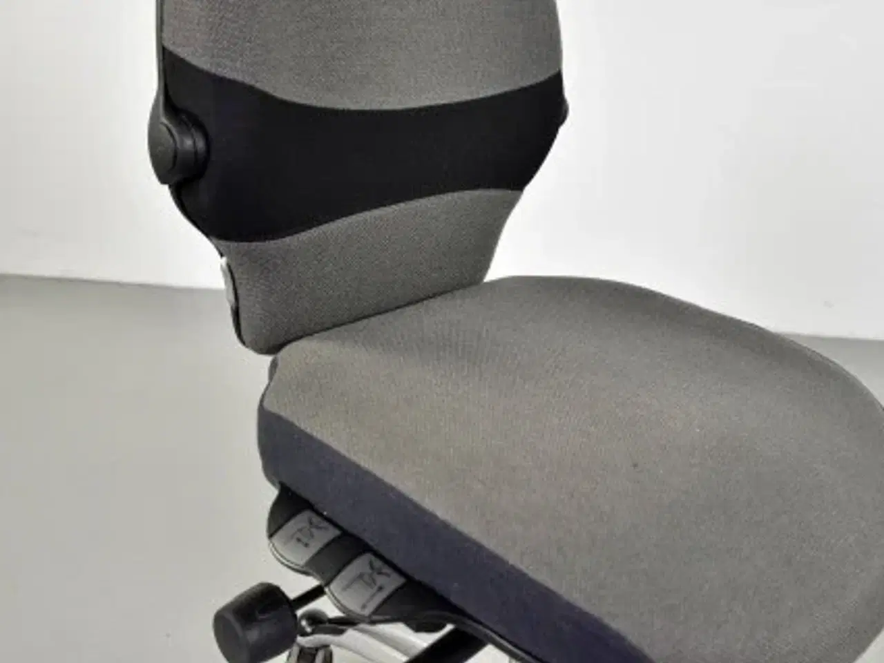 Billede 7 - Rh extend kontorstol med gråbrun polster