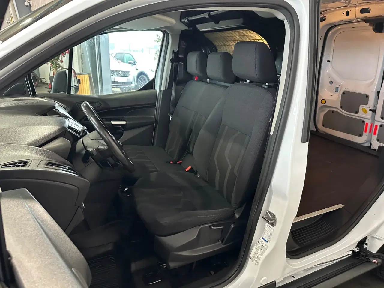 Billede 5 - Ford Transit Connect 1,5 TDCi 100 Trend kort