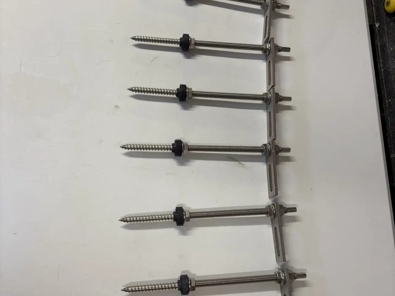 Billede 3 - 250 mm stokskruer til solcelle skinner