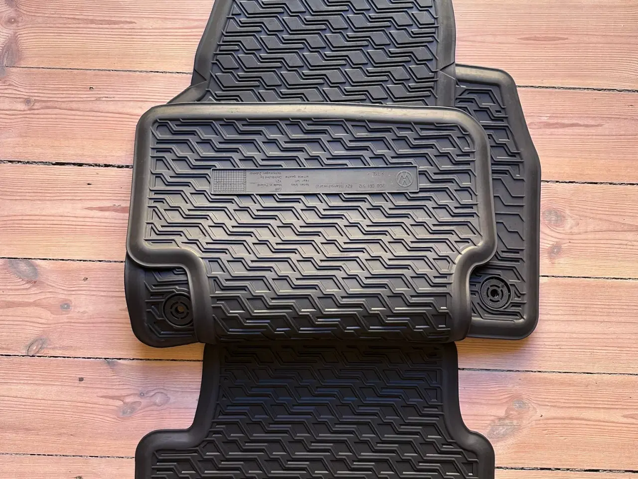 Billede 7 - Helt nye originale gummimåttesæt til Polo VW