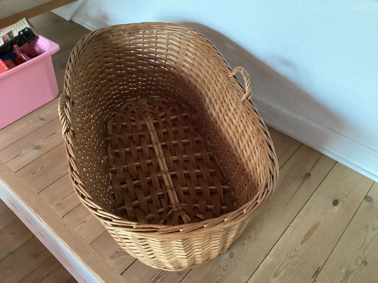 Billede 2 - Stor kurv af pileflet