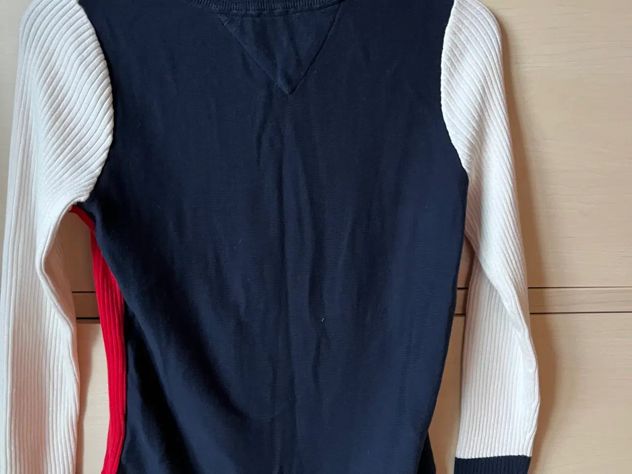 Billede 2 - Tommy Hilfiger sweater