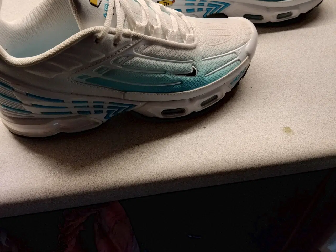 Billede 12 - Fede sneakers som næsten ikke er brugt. 