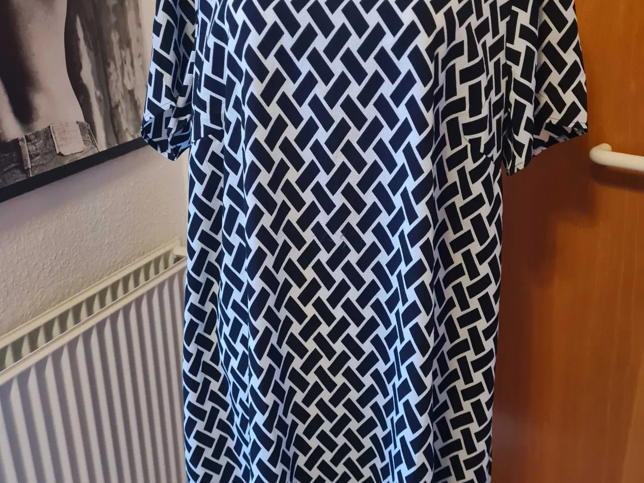 Billede 1 - Kjole str M 46-48 fra Zizzi 