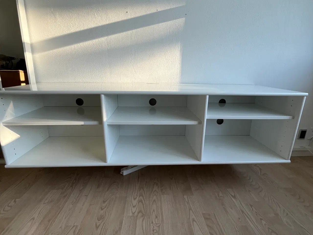 Billede 4 - Mistral av 232 tv møbel