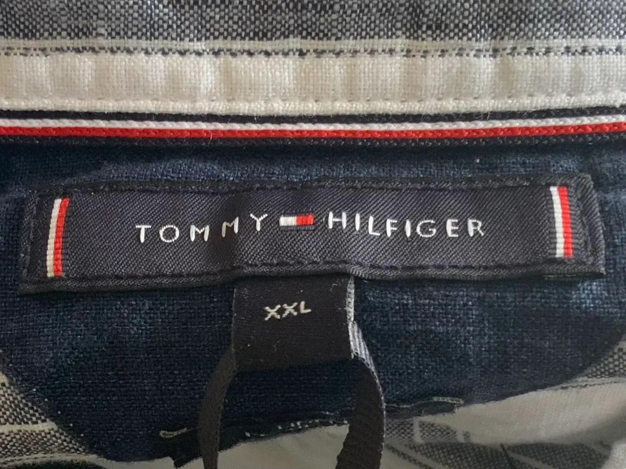 Billede 4 - Ny skjorte Tommy Hillfinger