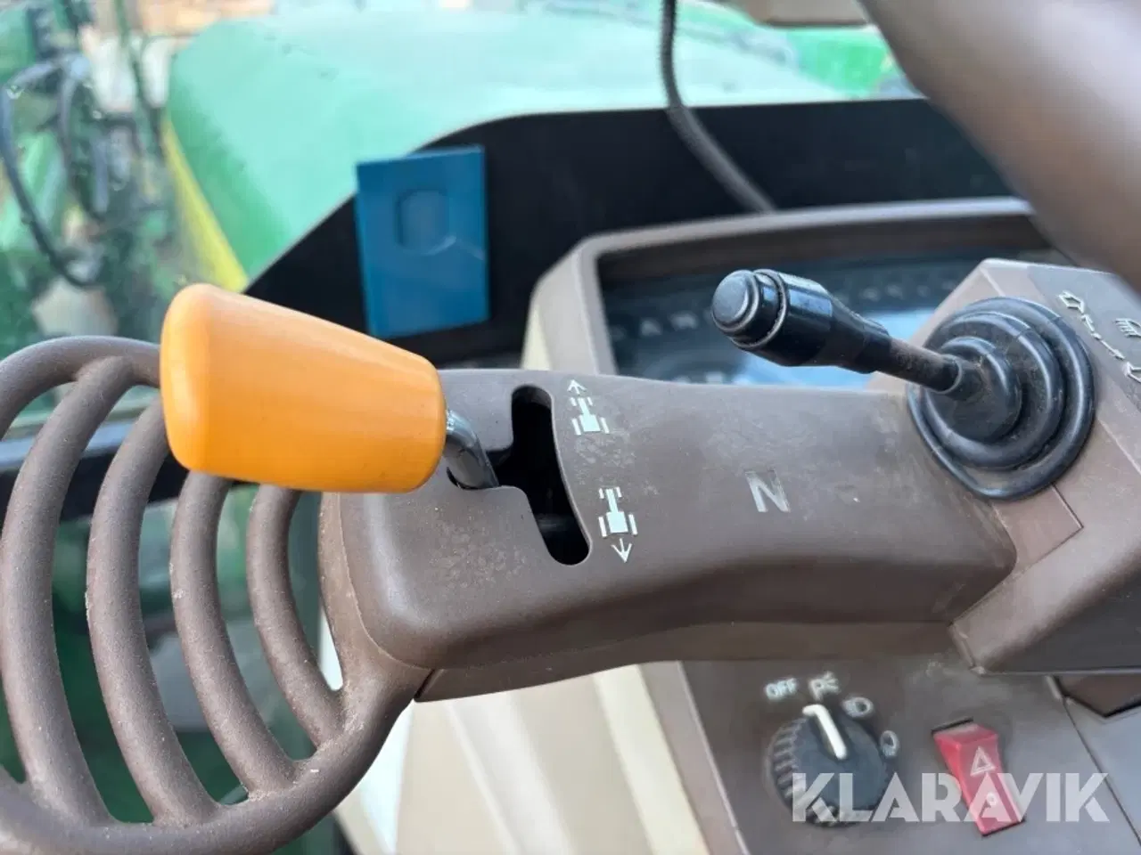 Billede 12 - Traktor John Deere 5620 med frontlæsser