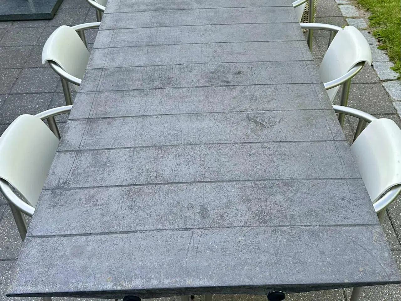 Billede 1 - Havebord fra Trip Trap i beton