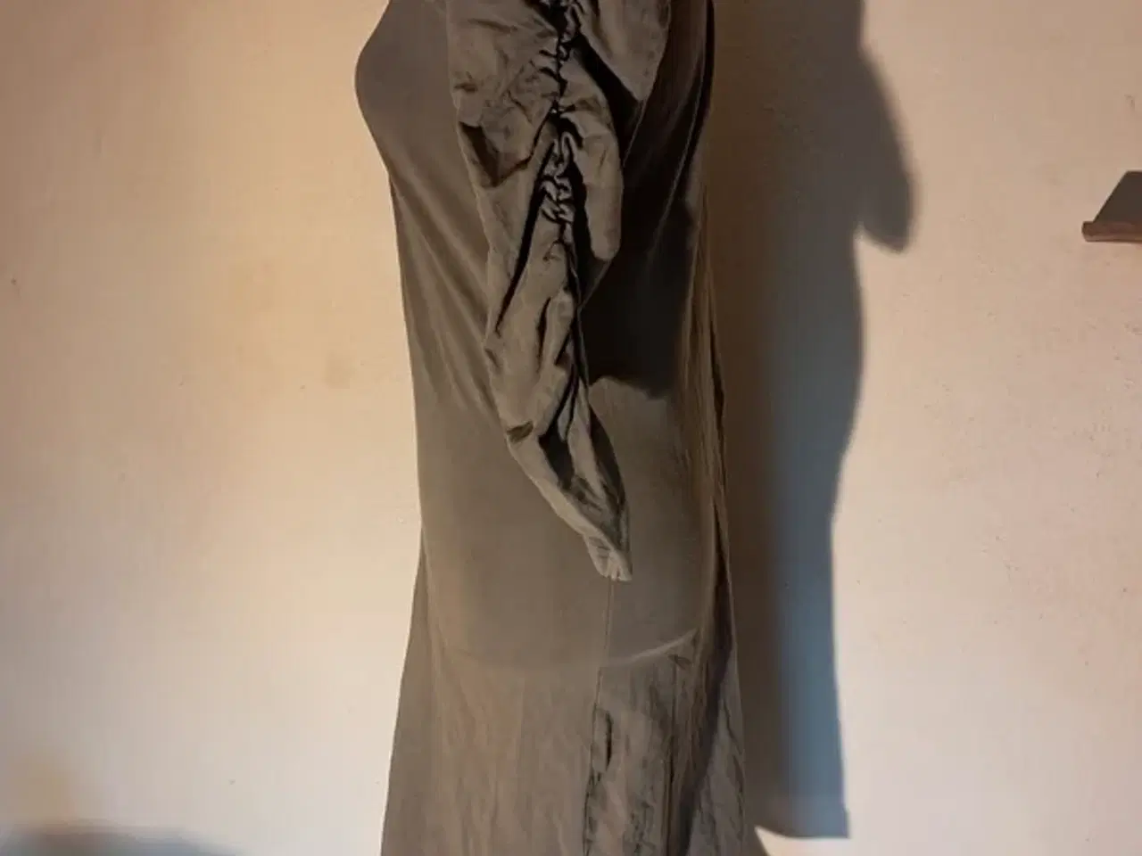 Billede 2 - ZNK str. S kjole