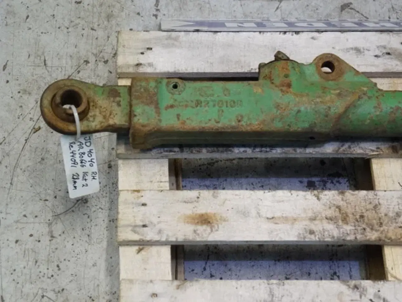 Billede 5 - John Deere 4040 L.H. Liftarm AR80667