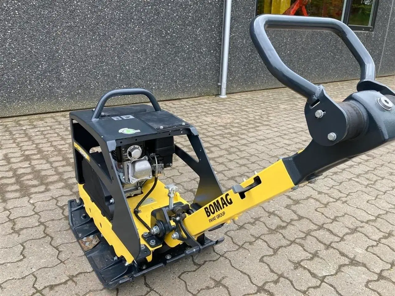 Billede 7 - Bomag BPR 25/50 Regulering af vibrator og motoromdrejninger fra håndtag