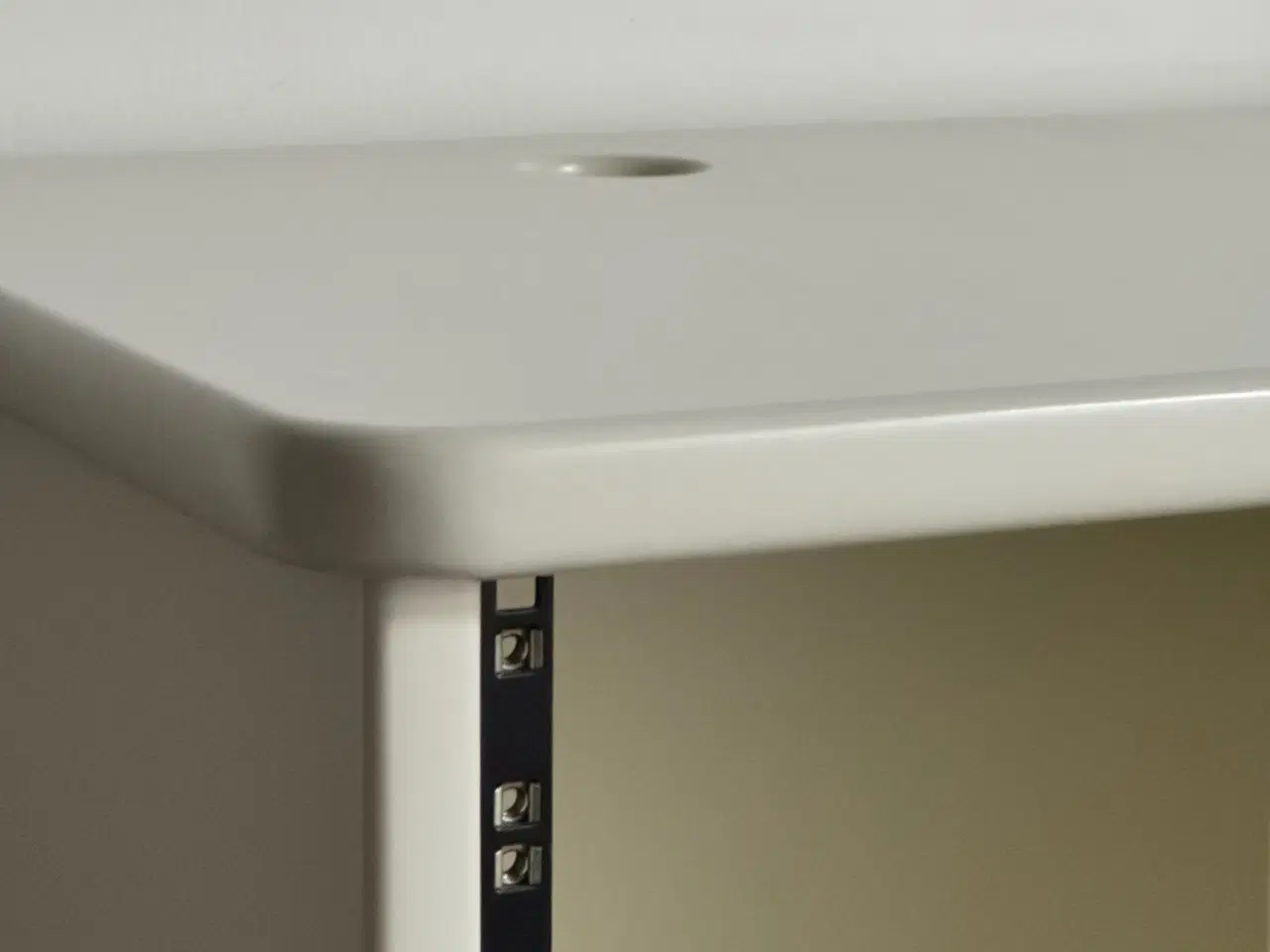 Billede 4 - GRATIS - Custom møbel med rackskinner