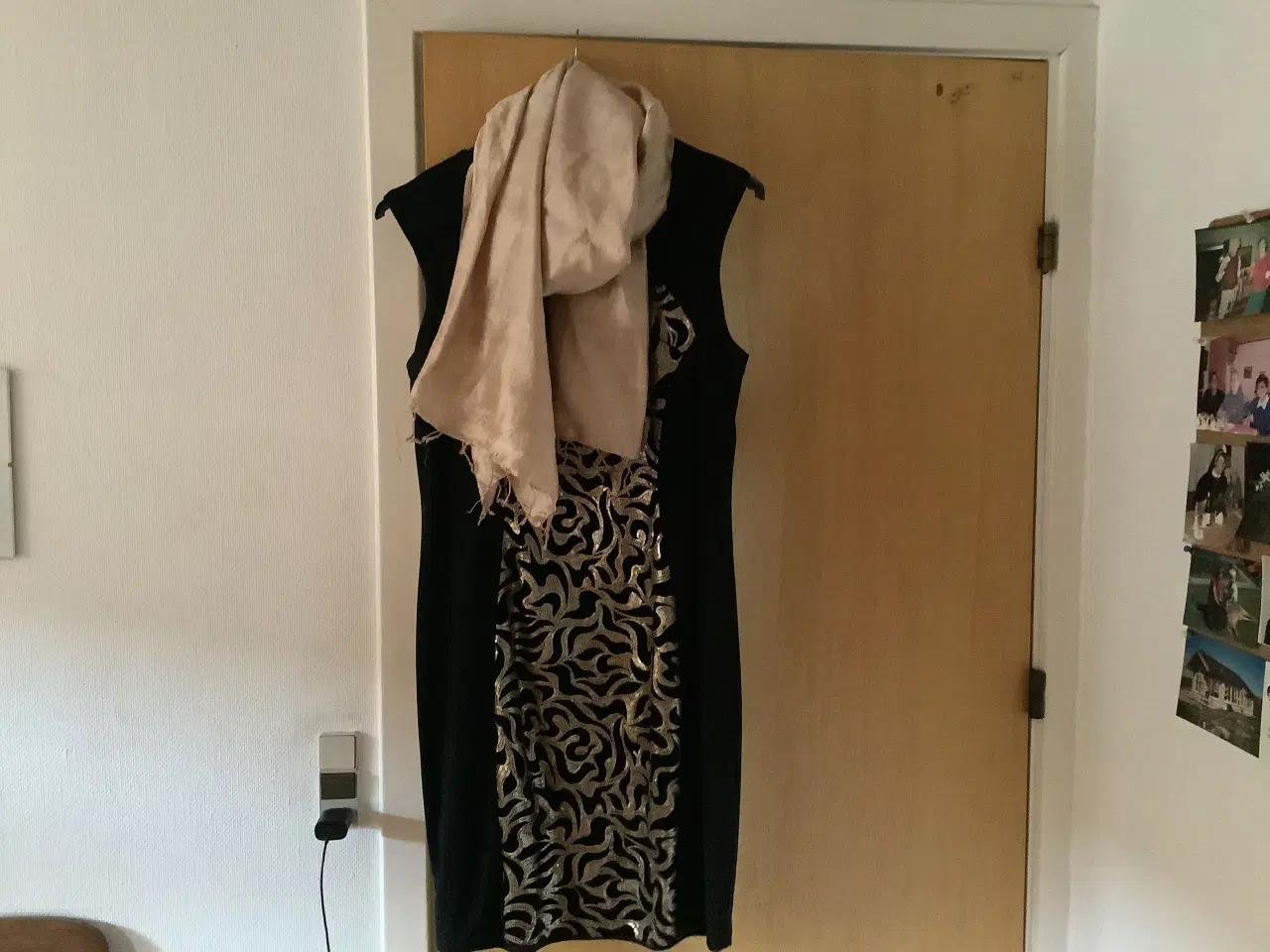 Billede 2 - Flot kjole brugt en gang 