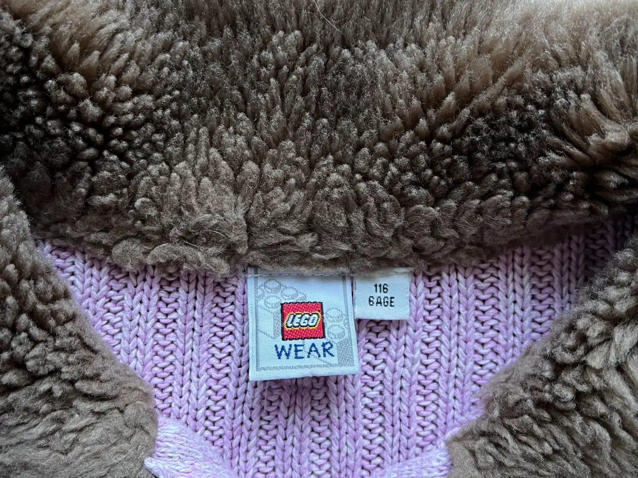 Billede 2 - LEGO lyserød strik str. 116