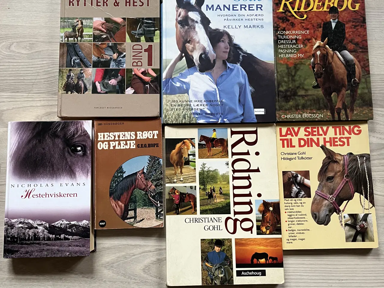 Billede 3 - Heste bøger 