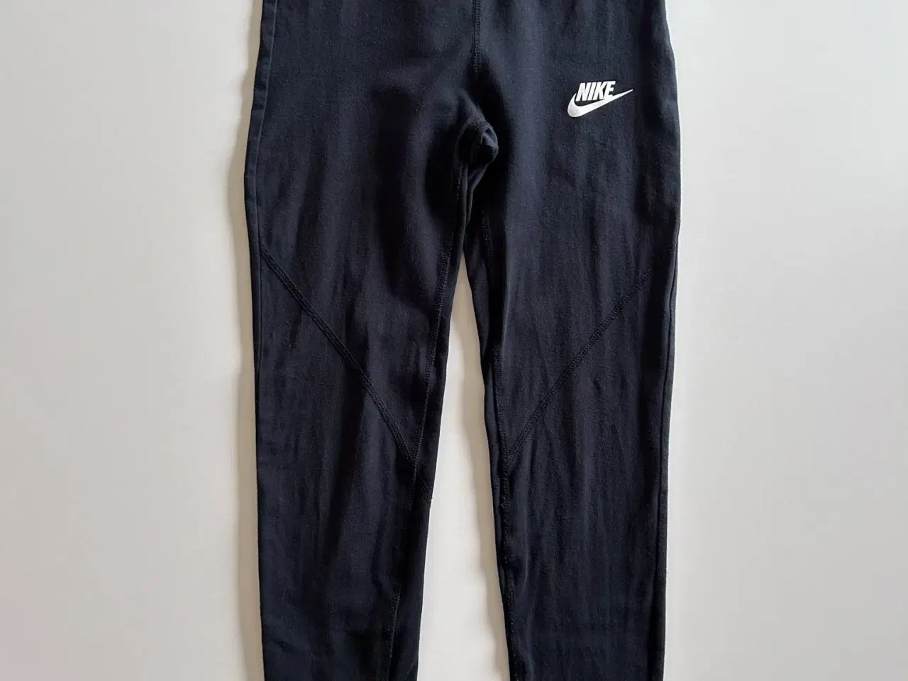 Billede 1 - Nike tights, str. 146-156