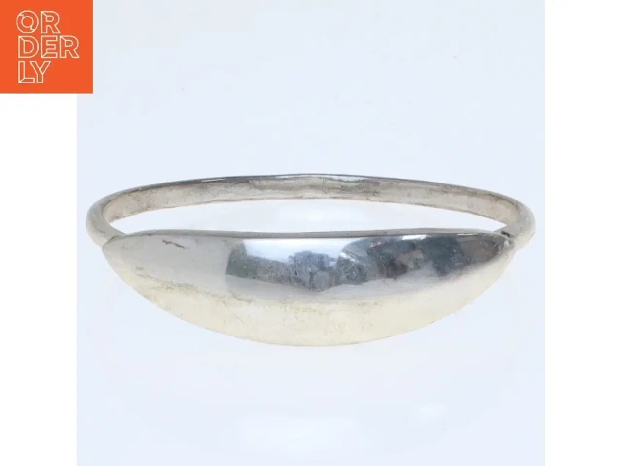 Billede 1 - Sølvfarvet armbånd (str. 7 komma 3 cm)