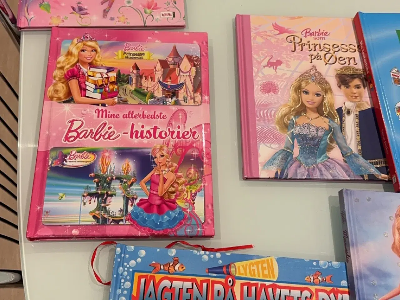 Billede 5 - Børnebøger Disney, barbie, Lotte og totte