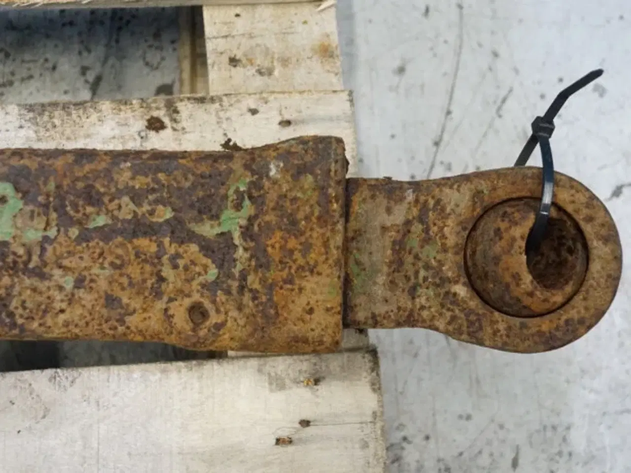 Billede 9 - John Deere L.H. Liftarm AR80667