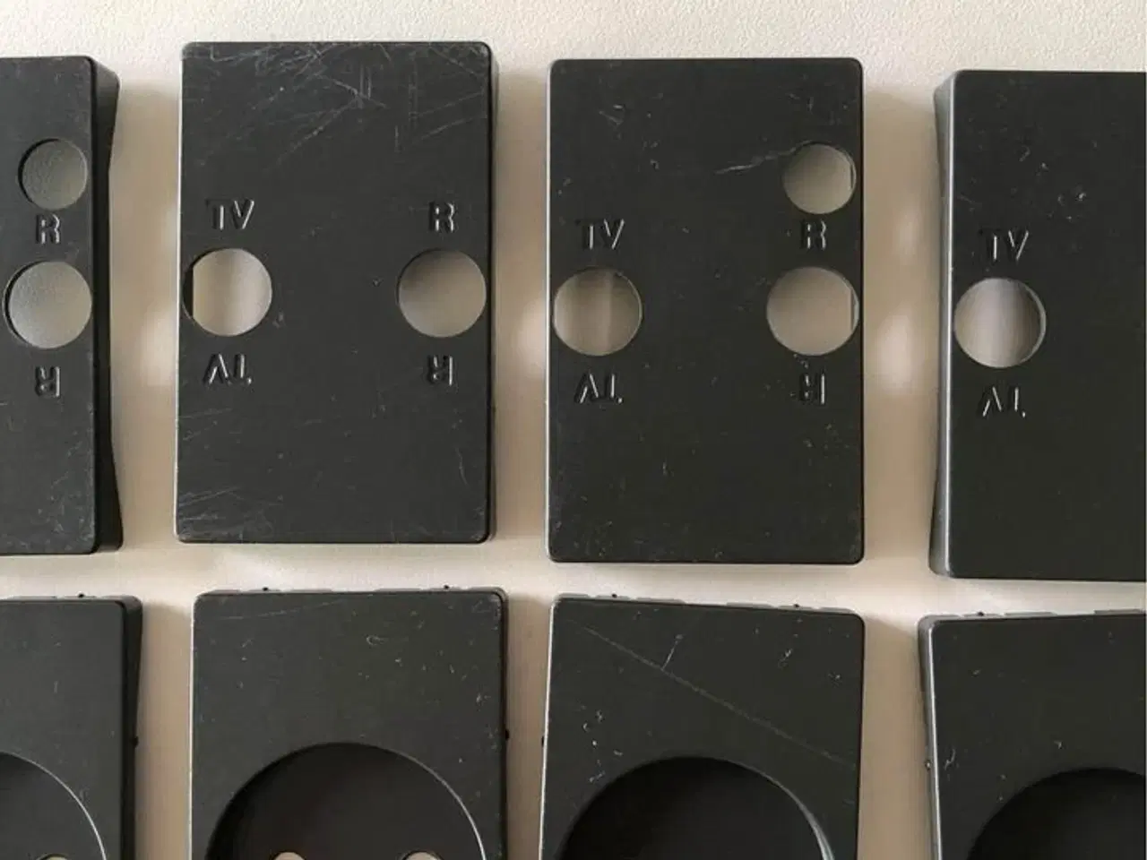 Billede 2 - Fuga afdækninger