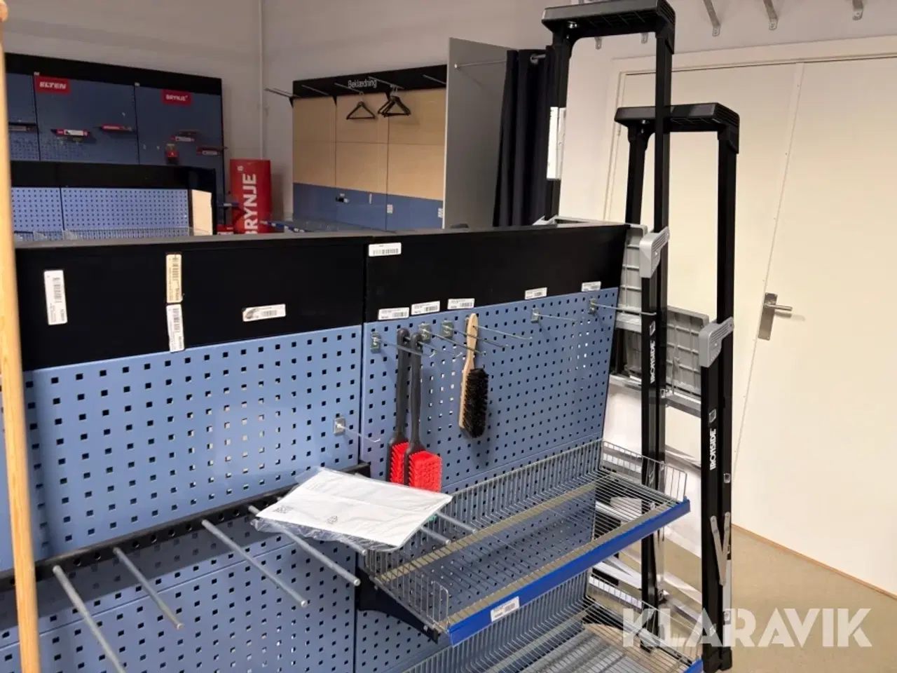 Billede 7 - Værksteds/butik inventar