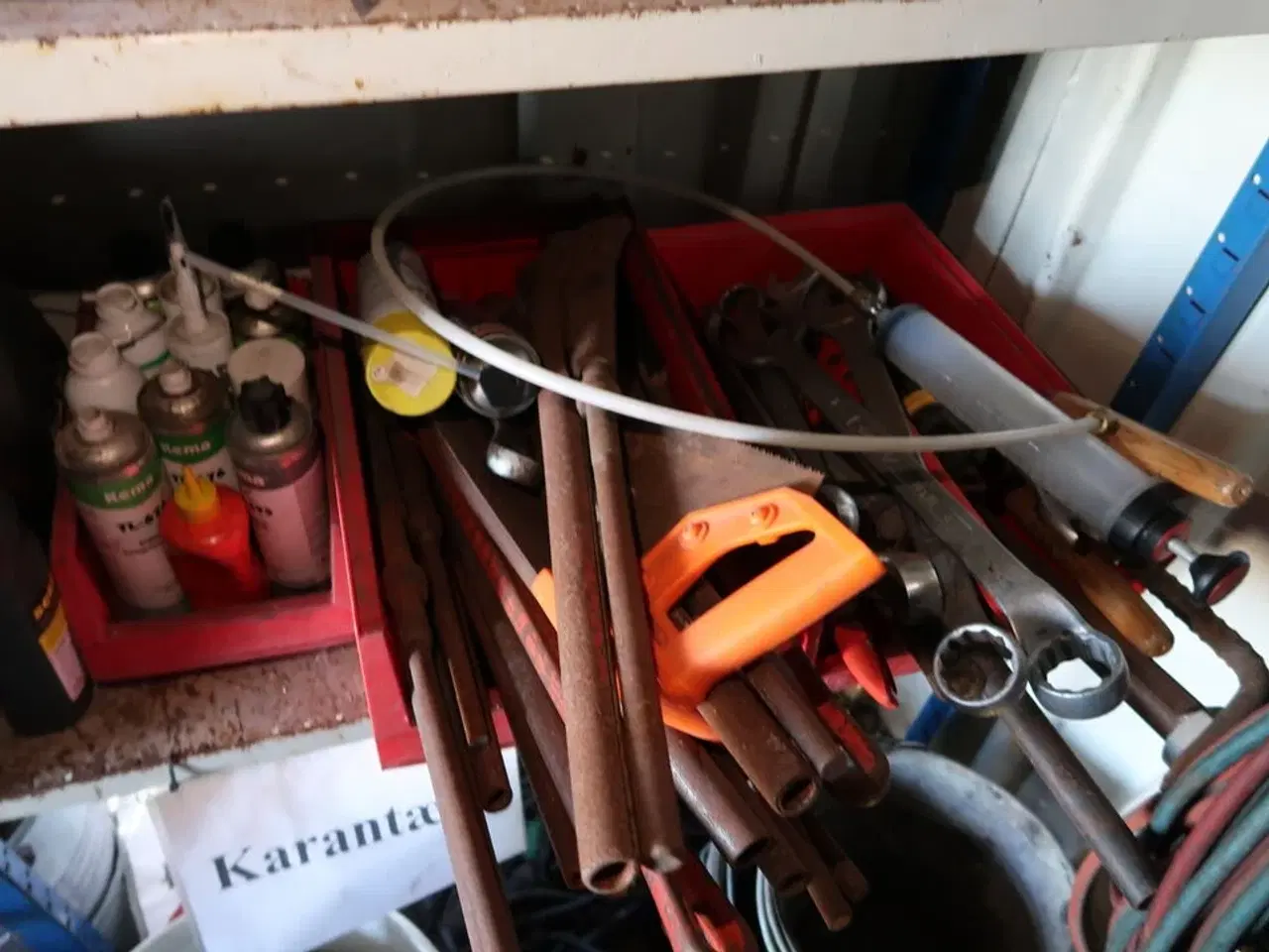 Billede 7 - 2 fag lagerreoler med div. Værktøj og varelager