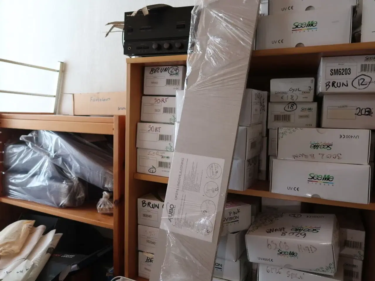 Billede 7 - Div. indhold i rum