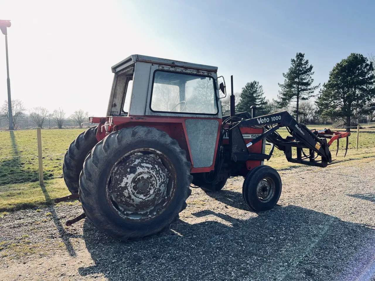 Billede 2 - Traktor MF 565 med frontlæsser