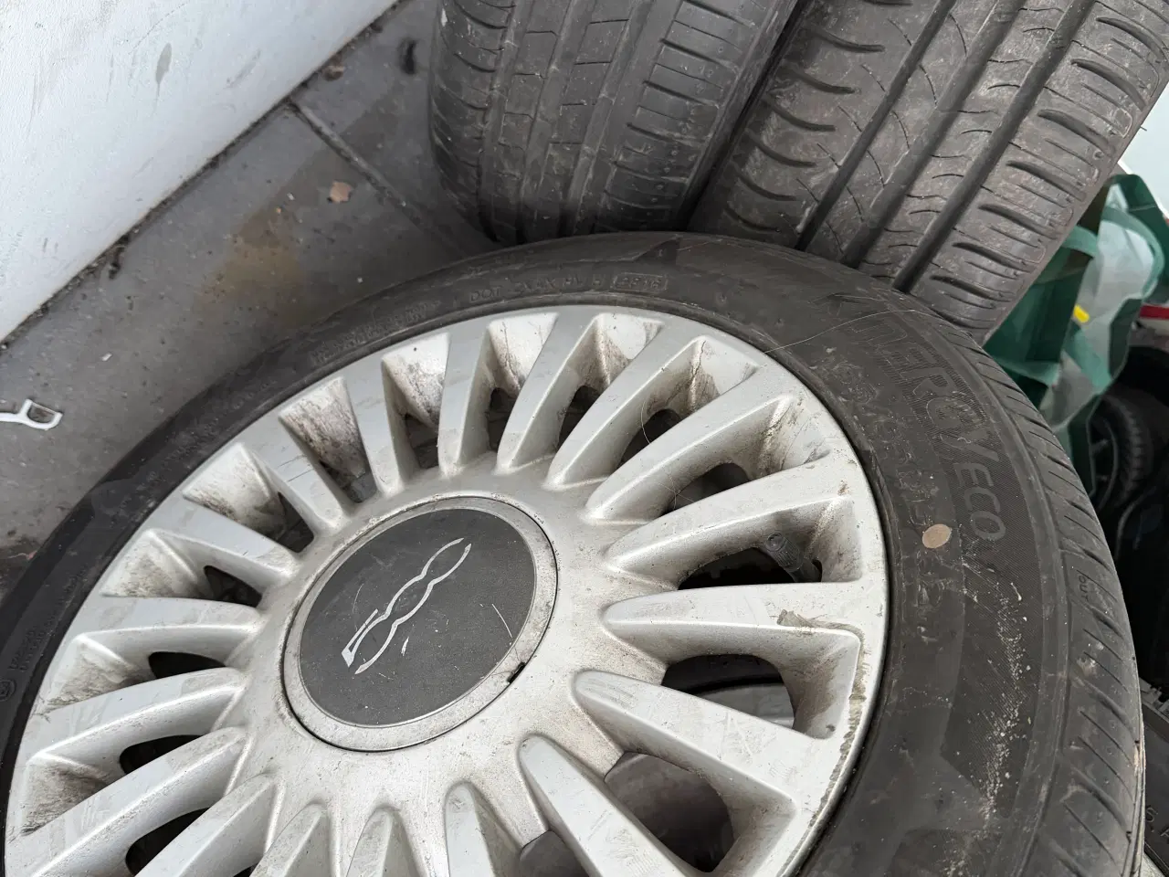 Billede 3 - Dæk med fælge 