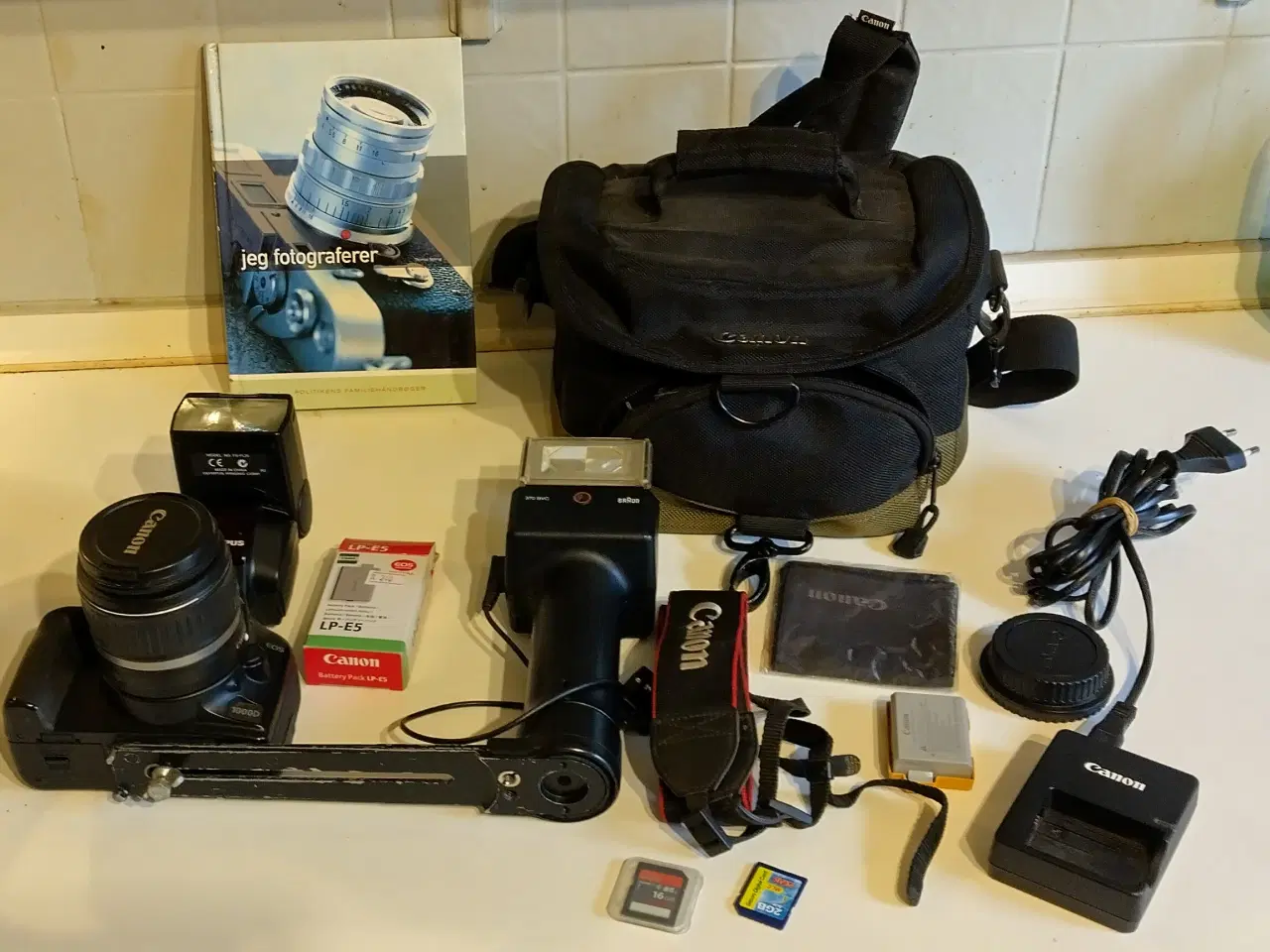 Billede 1 - CANON EOS 1000D