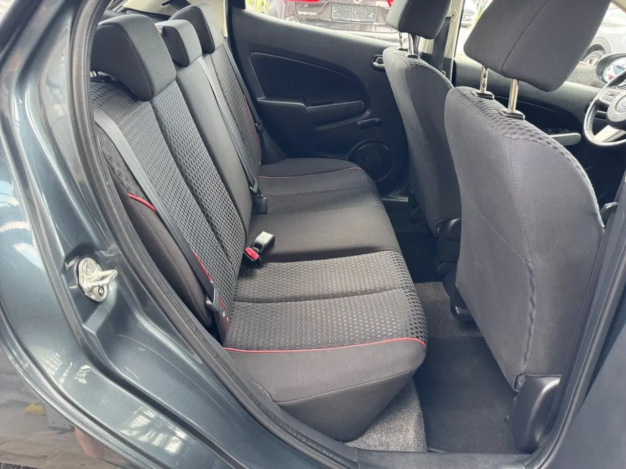 Billede 11 - Mazda 2 1,3 Go