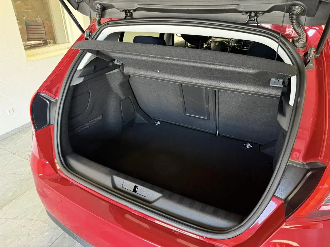 Billede 6 - Peugeot 308 1,5 BlueHDi Allure EAT8 130HK 5d 8g Aut.