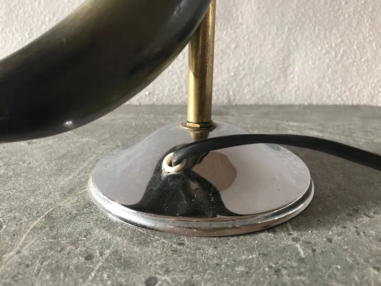 Billede 2 - Unik bordlampe i messing, horn og chrome