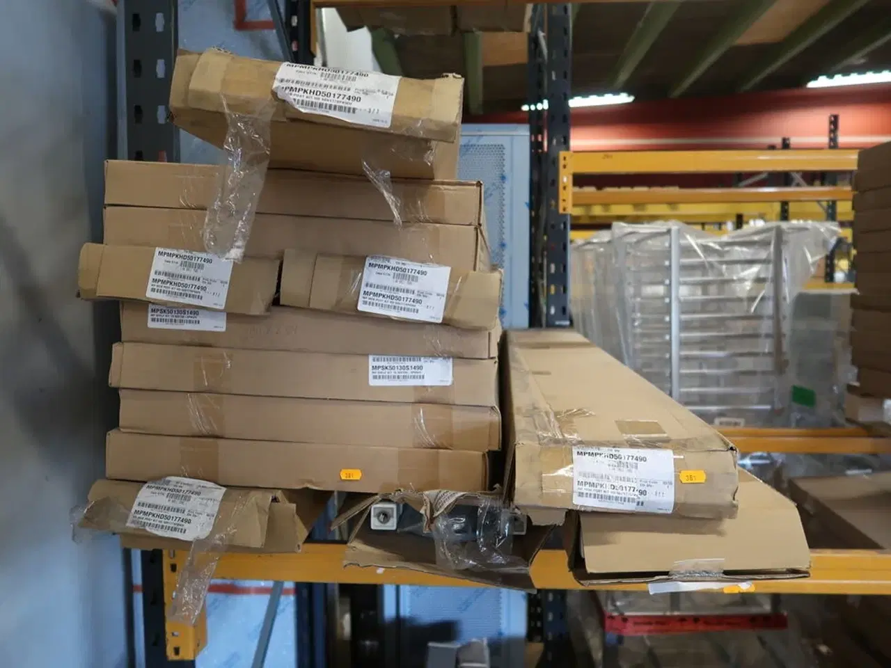 Billede 38 - Stort parti CAMBRO hylder og stiger